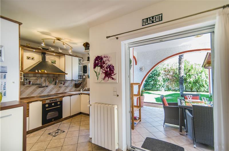 4 Bedroom Villa with Pool and Annex near Porec, Sleeps 8