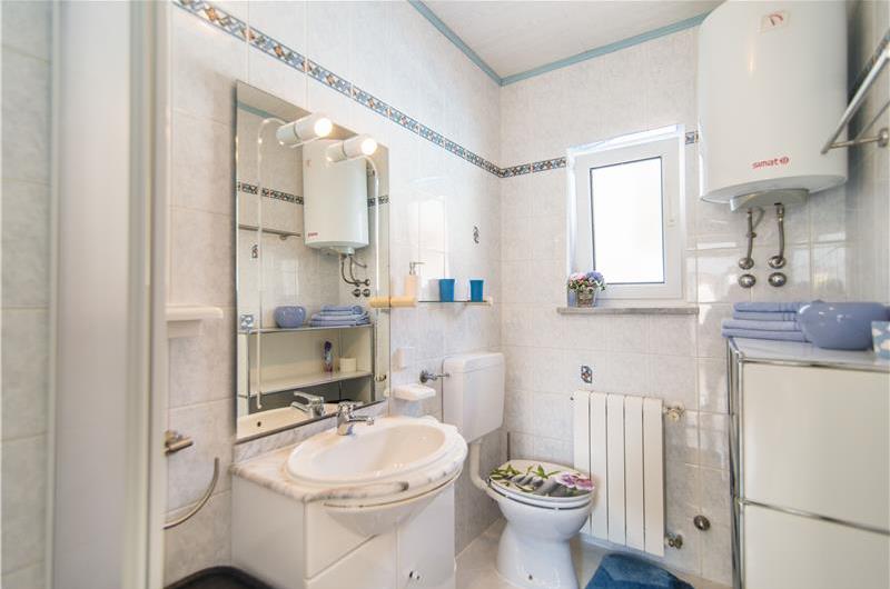 4 Bedroom Villa with Pool and Annex near Porec, Sleeps 8