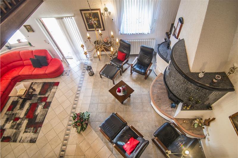 4 Bedroom Villa with Pool and Annex near Porec, Sleeps 8