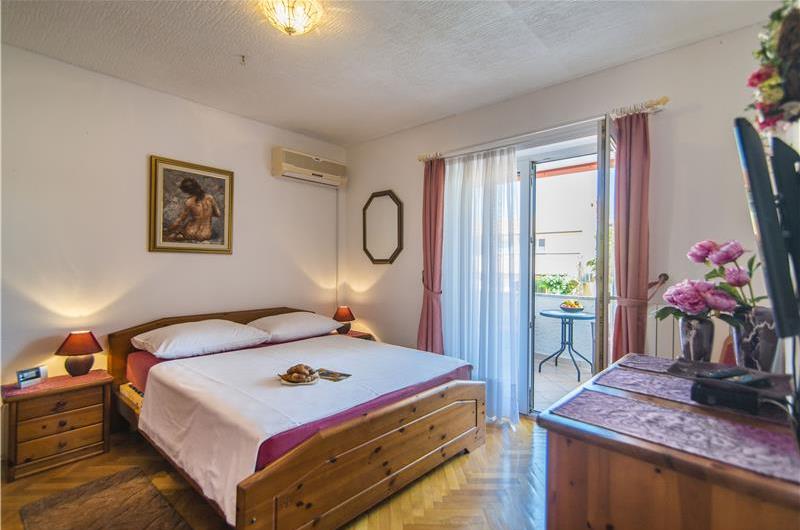 4 Bedroom Villa with Pool and Annex near Porec, Sleeps 8