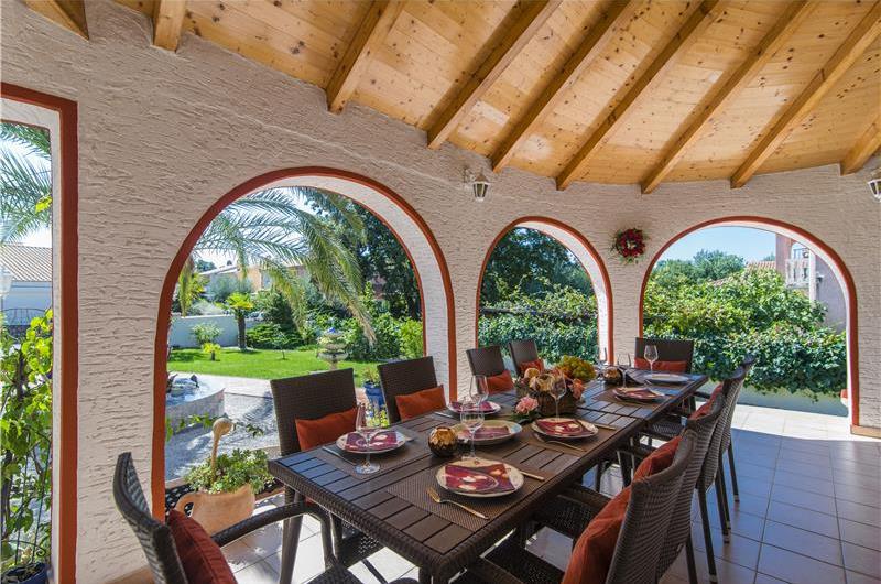 4 Bedroom Villa with Pool and Annex near Porec, Sleeps 8