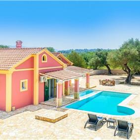 3 Bedroom Villa with Pool in Acharavi on Corfu, Sleeps 6-8