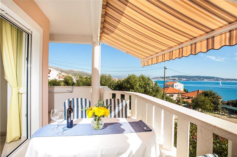 A Selection of 4x 1-Bedroom Apartments and 4x Studio Apartments near Trogir, Sleeps 2-3