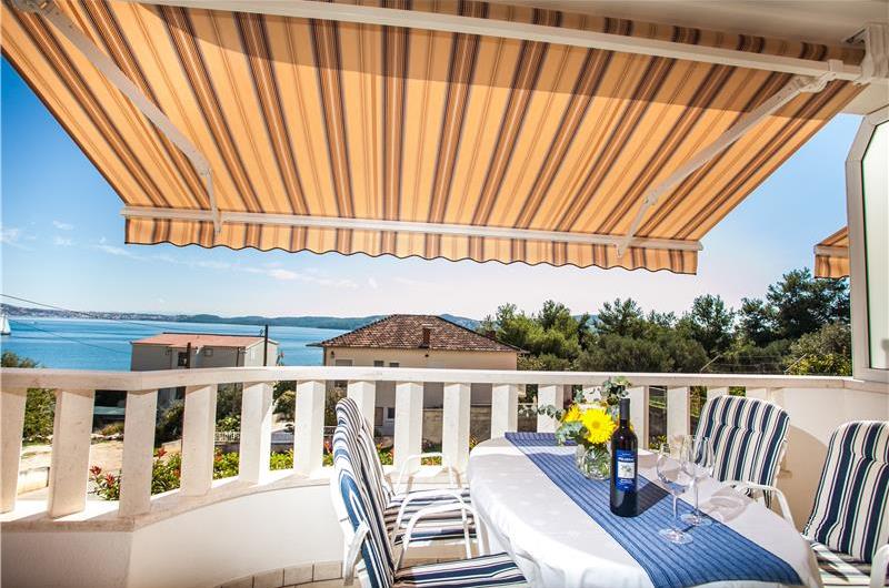 A Selection of 4x 1-Bedroom Apartments and 4x Studio Apartments near Trogir, Sleeps 2-3