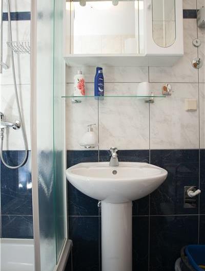 A Selection of 4x 1-Bedroom Apartments and 4x Studio Apartments near Trogir, Sleeps 2-3