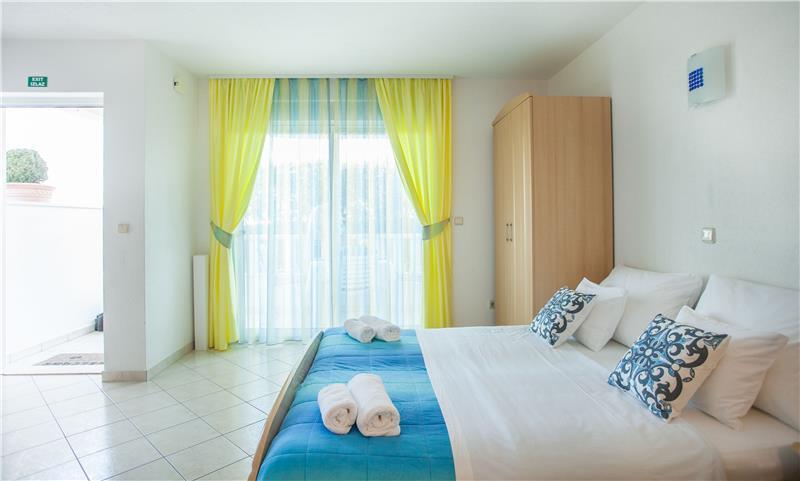 A Selection of 4x 1-Bedroom Apartments and 4x Studio Apartments near Trogir, Sleeps 2-3