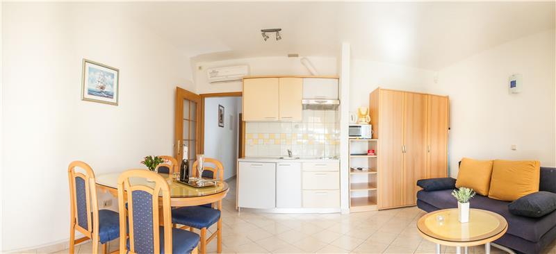 A Selection of 4x 1-Bedroom Apartments and 4x Studio Apartments near Trogir, Sleeps 2-3