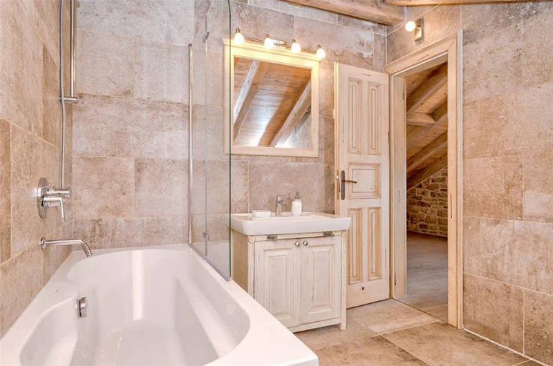 5 Bedroom Villa with Pool near Stari Grad, Hvar Island Sleeps 12 