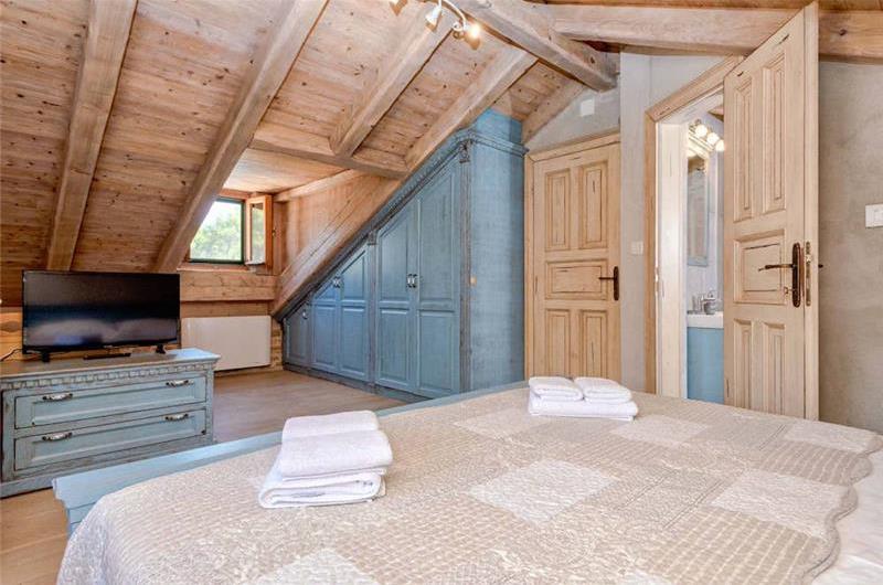 5 Bedroom Villa with Pool near Stari Grad, Hvar Island Sleeps 12 