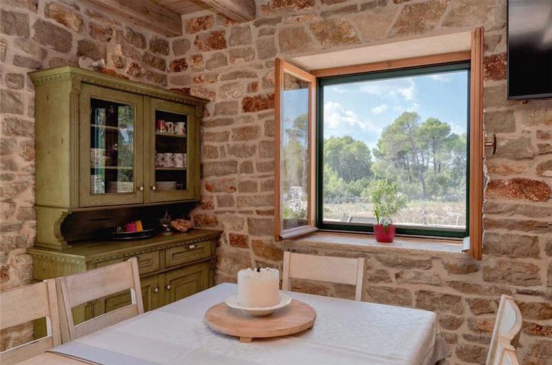 5 Bedroom Villa with Pool near Stari Grad, Hvar Island Sleeps 12 