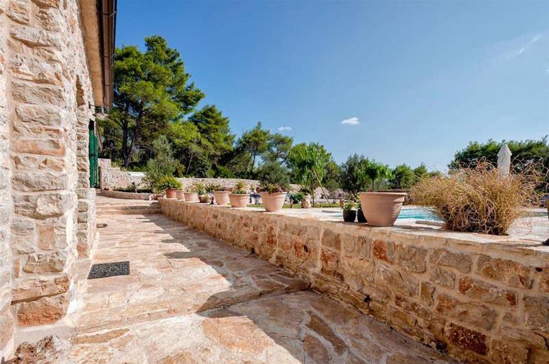 5 Bedroom Villa with Pool near Stari Grad, Hvar Island Sleeps 12 
