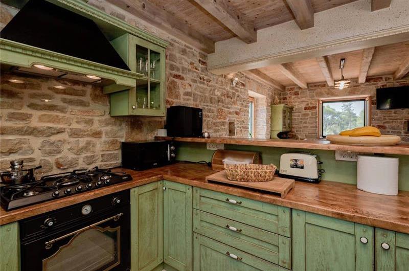 5 Bedroom Villa with Pool near Stari Grad, Hvar Island Sleeps 12 