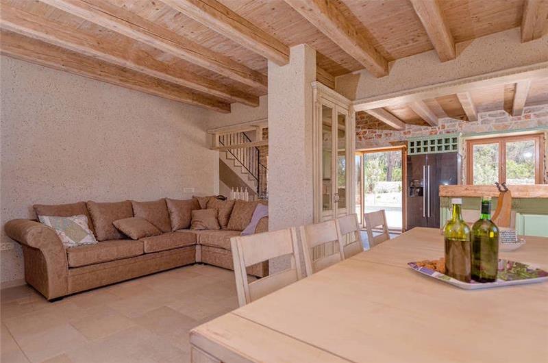 5 Bedroom Villa with Pool near Stari Grad, Hvar Island Sleeps 12 