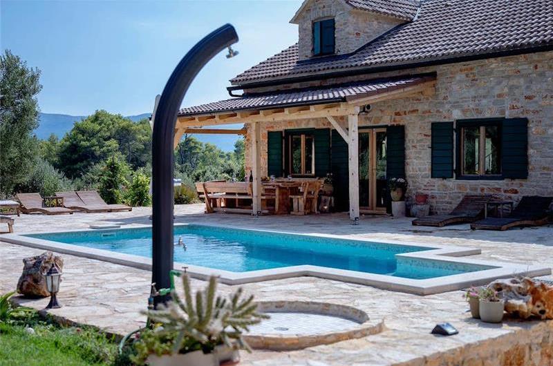 5 Bedroom Villa with Pool near Stari Grad, Hvar Island Sleeps 12 
