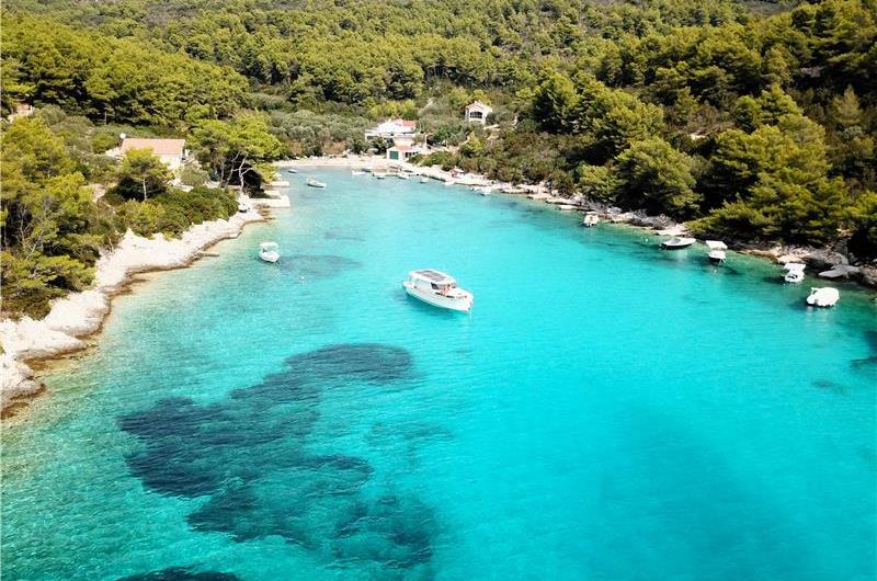 6 Bedroom Beachfront Villa with Heated Pool near Vela Luka on Korcula Island, Sleep 12