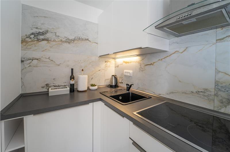 6 Bedroom Beachfront Villa with Heated Pool near Vela Luka on Korcula Island, Sleep 12