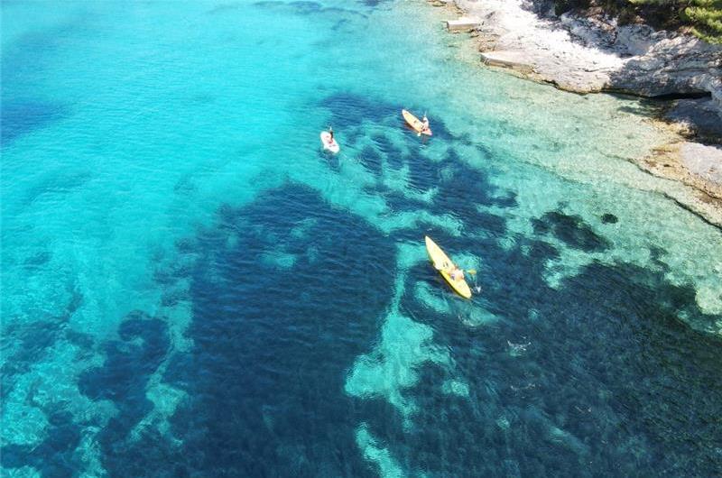 6 Bedroom Beachfront Villa with Heated Pool near Vela Luka on Korcula Island, Sleep 12
