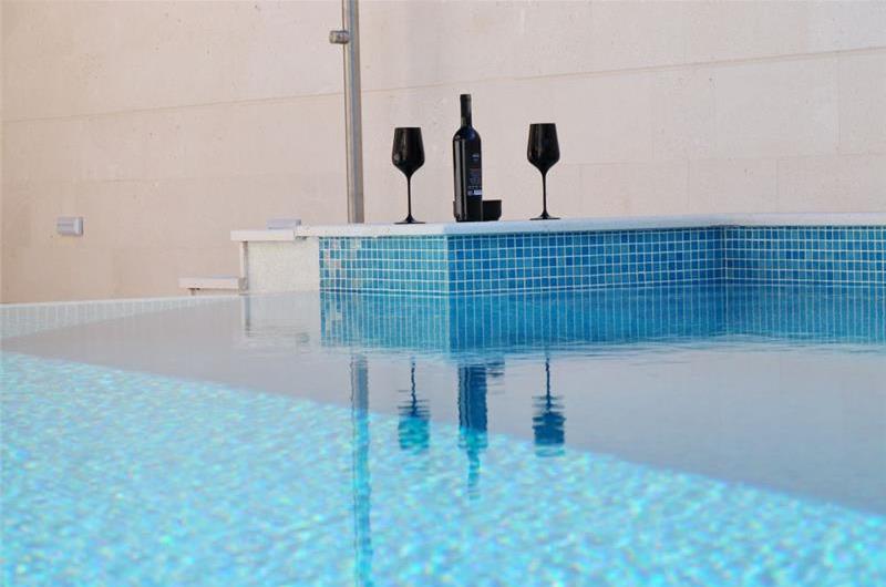 6 Bedroom Beachfront Villa with Heated Pool near Vela Luka on Korcula Island, Sleep 12