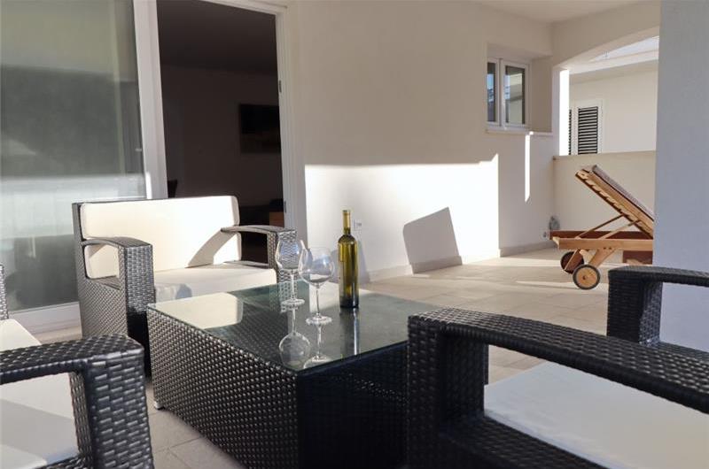 6 Bedroom Beachfront Villa with Heated Pool near Vela Luka on Korcula Island, Sleep 12