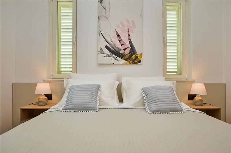 5 Bedroom Villa with Heated Pool near Dubrovnik City, Sleeps 10
