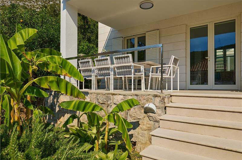 5 Bedroom Villa with Heated Pool near Dubrovnik City, Sleeps 10