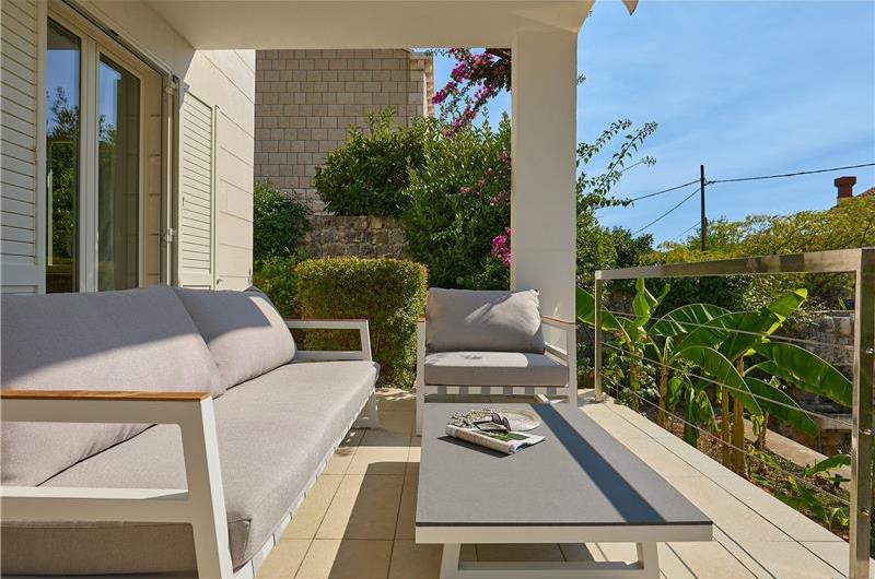 5 Bedroom Villa with Heated Pool near Dubrovnik City, Sleeps 10