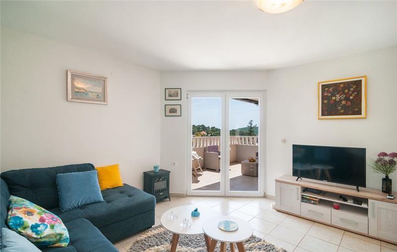 4 Bedroom villa with pool on Solta Island, Sleeps 10