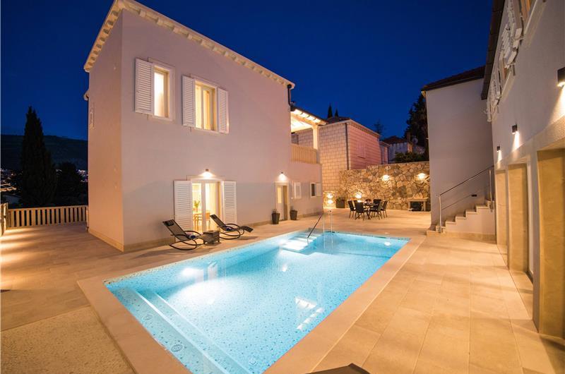 5 Bedroom Villa with Pool and Spa in Babin Kuk, Dubrovnik City, Sleeps 10-12