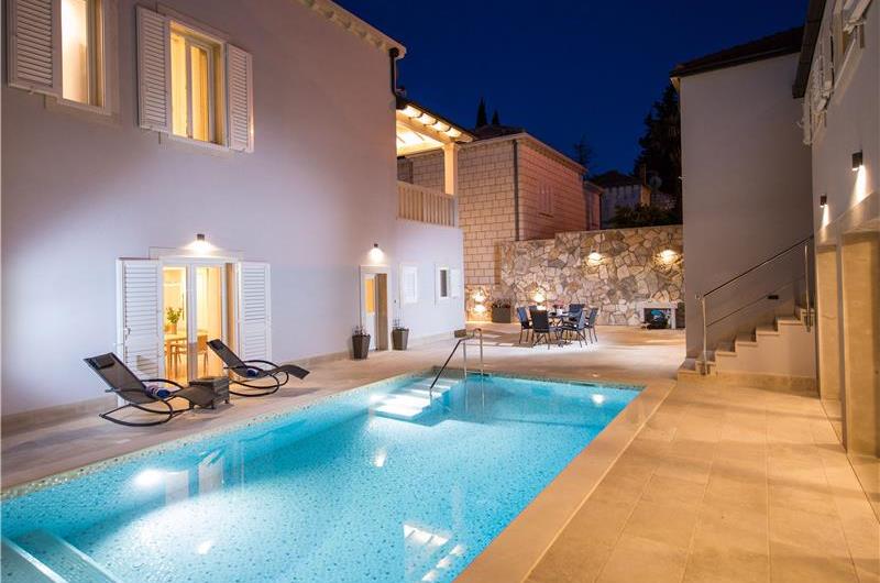 5 Bedroom Villa with Pool and Spa in Babin Kuk, Dubrovnik City, Sleeps 10-12