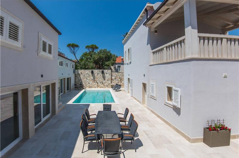 5 Bedroom Villa with Pool and Spa in Babin Kuk, Dubrovnik City, Sleeps 10-12