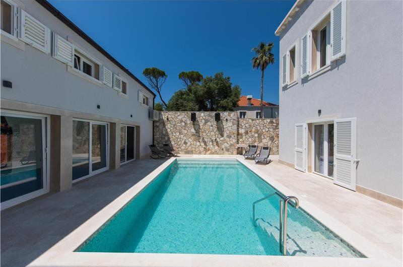 5 Bedroom Villa with Pool and Spa in Babin Kuk, Dubrovnik City, Sleeps 10-12