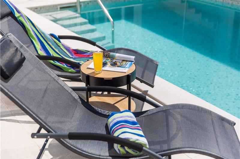 5 Bedroom Villa with Pool and Spa in Babin Kuk, Dubrovnik City, Sleeps 10-12