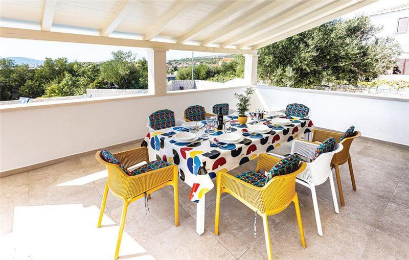 6 Bedroom Villa with Pool near Milna, Brac Island, Sleeps 12