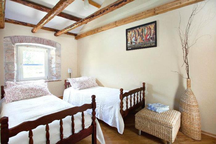 2 x 2 Bedroom Villas with Pools Near Umag, Sleeps 7