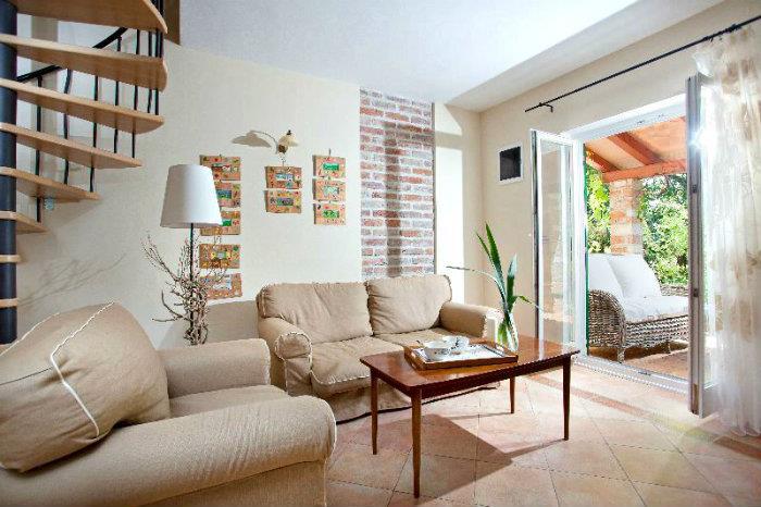 2 x 2 Bedroom Villas with Pools Near Umag, Sleeps 7