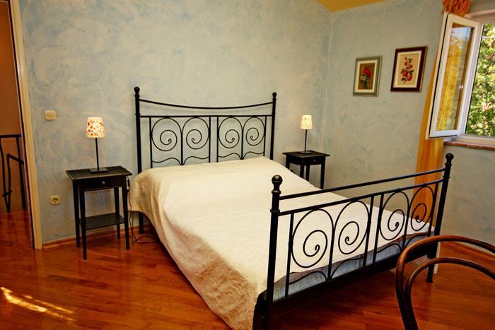 2 x 2 Bedroom Villas with Pools Near Umag, Sleeps 7