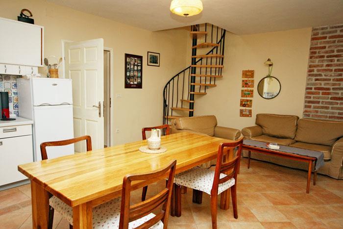2 x 2 Bedroom Villas with Pools Near Umag, Sleeps 7