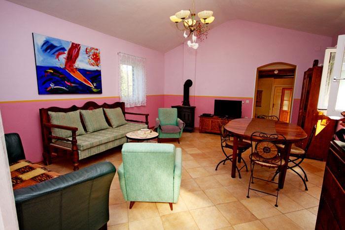 2 x 2 Bedroom Villas with Pools Near Umag, Sleeps 7