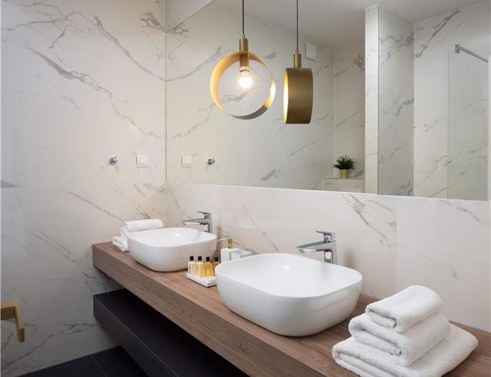 Luxury Beachfront Villa with Heated Infinity Pool near Trogir, Sleeps 8