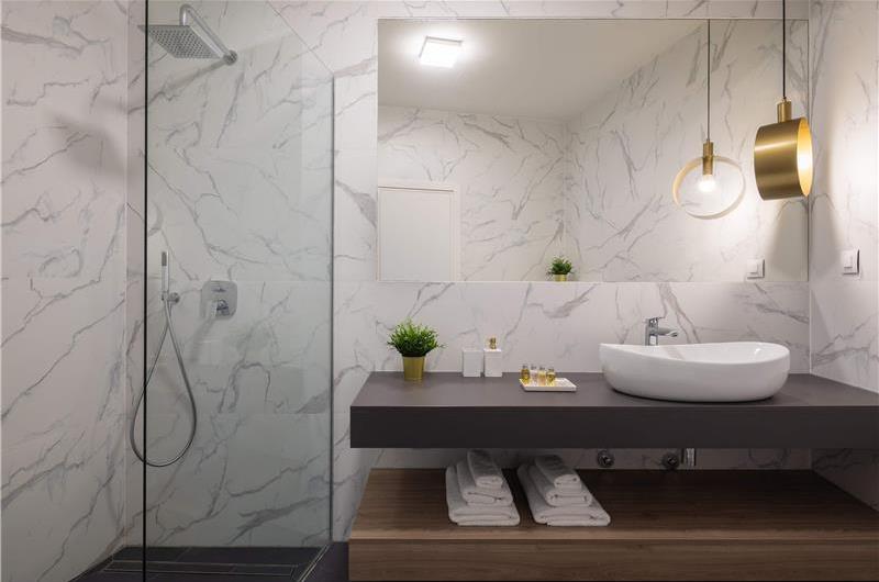 Luxury Beachfront Villa with Heated Infinity Pool near Trogir, Sleeps 8