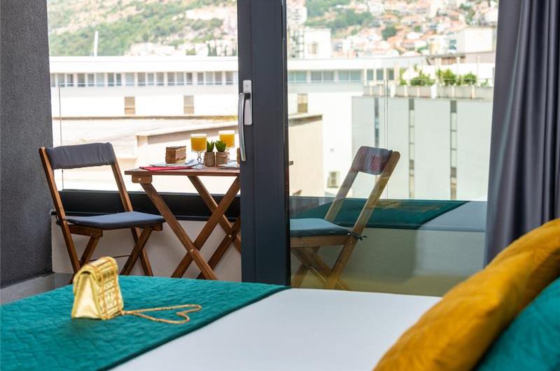 Luxury Studio Apartment with Free Parking in Gruz-Lapad, Dubrovnik City sleeps 2