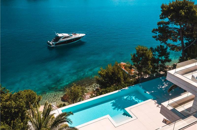 Luxury 6 Bedroom Brac Island Beach Front Villa With Heated Infinity Pool and lift near Sumartin sleeps 12