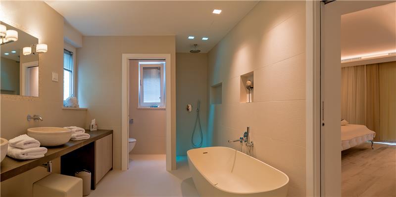 Luxury 6 Bedroom Brac Island Beach Front Villa With Heated Infinity Pool and lift near Sumartin sleeps 12