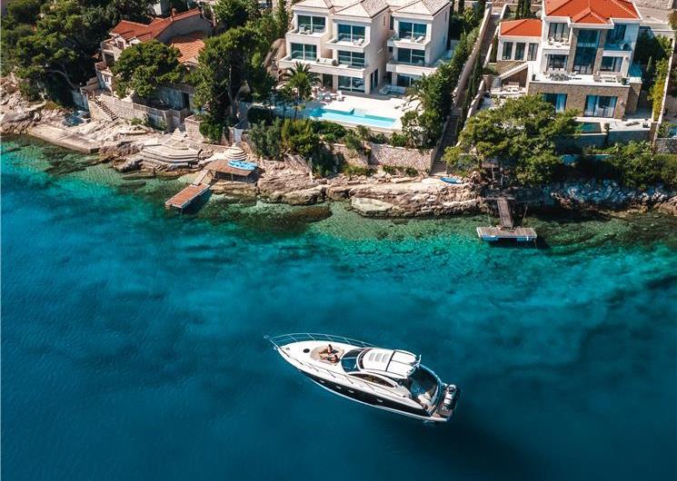 Luxury 6 Bedroom Brac Island Beach Front Villa With Heated Infinity Pool and lift near Sumartin sleeps 12