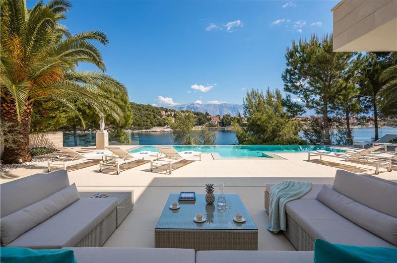 Luxury 6 Bedroom Brac Island Beach Front Villa With Heated Infinity Pool and lift near Sumartin sleeps 12