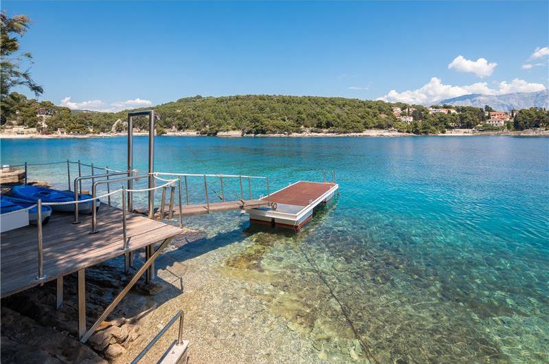 Luxury 6 Bedroom Brac Island Beach Front Villa With Heated Infinity Pool and lift near Sumartin sleeps 12