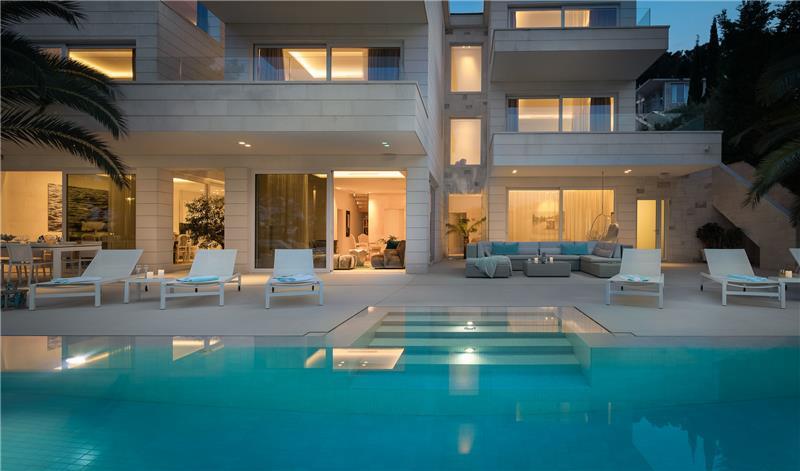 Luxury 6 Bedroom Brac Island Beach Front Villa With Heated Infinity Pool and lift near Sumartin sleeps 12