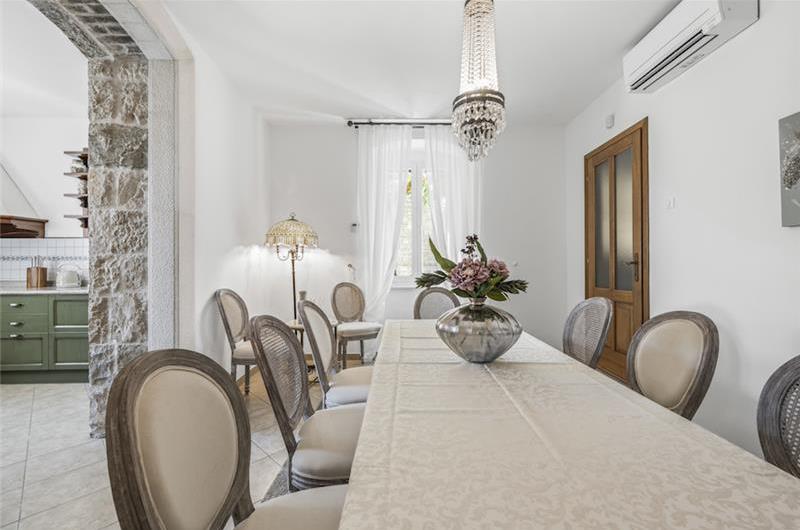 4-5 bedroom villa with Split City and Sea Views sleeps 8-10