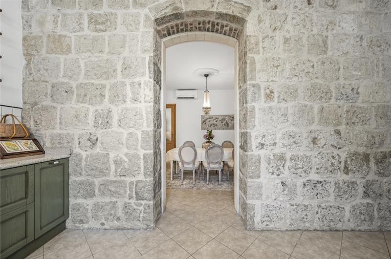 4-5 bedroom villa with Split City and Sea Views sleeps 8-10