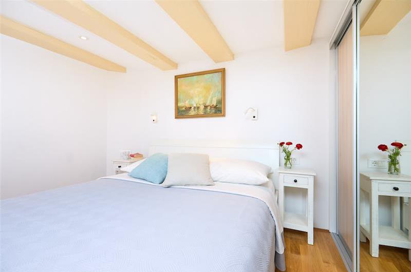 Studio Apartment Dubrovnik Old Town, Sleeps 2-4